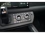 Land Rover Defender 110 2.0 P300e 110 X-Dynamic SE Heritage Pack | Schuif/Kantel dak | Trekhaak | 22inch |