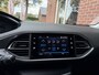 Peugeot 308 SW 1.2 PureT.Blue L. Allure TREKHAAK / DIGI DASH / CAMERA / PDC / L