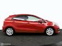 Kia Rio 1.4 CVVT Dynamic Line 109Pk Automaat | Airco | Cruise | Camera | Parkeersensoren V+A | Navi | Bluetooth | LMV | Slechts 22dkm NAP | NL Auto | DEALER-STAAT