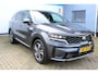 Kia Sorento 1.6 T-GDI Plug-in Hybrid 4WD ExecutiveLine 7p. | Incl. 12 maanden Garantie | Head-Up Display | Stoel/stuur verwarming | Stoelventilatie | Achterbank verwarmd | Elektrisch verstelbare stoelen met memory | BOSE Audiosysteem | Keyless entry/start | Dodehoeksensoren | Afneembare trekhaak | Elektrische kofferbakklep | 360* Camera | Adaptive cruise | Virtual cockpit | Navigatie | Climate controle | Apple CarPlay/Android Auto |
