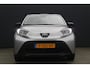 Toyota Aygo X 1.0 VVT-i MT Play | Incl. 12 maanden garantie | Cruise control | Navigatie | Bluetooth | Airco | Elektrische ramen | Lane assist | Apple carplay/Android auto | Achteruitrijcamera