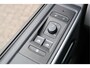 Volkswagen Transporter 2.0 TDI L2 BULLI DC-5P, AUT. LED, LEDER, TREKHAAK, STOELVERWARMING, ADAPT. CRUISE, DIGITAL COCKPIT, CAMERA, AIRCO, PARKEERSENSOREN, DUBBELE CABINE, DUBBEL CABINE, NL AUTO, NAP