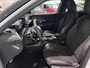 Peugeot 2008 GT Hybrid 145 - ALCANTARA - STOELVERWARMING - 360 CAMERA