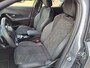 Peugeot 2008 GT Hybrid 145 - ALCANTARA INTERIOR - VISION & NAVI PACK - STOELVERWARMING