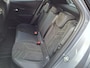 Peugeot 2008 GT Hybrid 145 - ALCANTARA INTERIOR - VISION & NAVI PACK - STOELVERWARMING