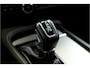 Volvo V90 2.0 T4 140kW/190pk Aut8 R-Design PANORAMADAK + FULL LED HIGH BEAM + NAVI SENSUS + PILOT ASSIST + ADAPT.CRUISE + STOELVERWARMING + LEER/ALCANTARA + LANE ASSIST + KEYLESS ENTRY&GO + ON-CALL + PARKSENSOREN + 19" LM-VELGEN!!