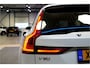 Volvo V90 2.0 T4 140kW/190pk Aut8 R-Design PANORAMADAK + FULL LED HIGH BEAM + NAVI SENSUS + PILOT ASSIST + ADAPT.CRUISE + STOELVERWARMING + LEER/ALCANTARA + LANE ASSIST + KEYLESS ENTRY&GO + ON-CALL + PARKSENSOREN + 19" LM-VELGEN!!