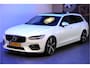 Volvo V90 2.0 T4 140kW/190pk Aut8 R-Design PANORAMADAK + FULL LED HIGH BEAM + NAVI SENSUS + PILOT ASSIST + ADAPT.CRUISE + STOELVERWARMING + LEER/ALCANTARA + LANE ASSIST + KEYLESS ENTRY&GO + ON-CALL + PARKSENSOREN + 19" LM-VELGEN!!