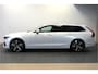 Volvo V90 2.0 T4 140kW/190pk Aut8 R-Design PANORAMADAK + FULL LED HIGH BEAM + NAVI SENSUS + PILOT ASSIST + ADAPT.CRUISE + STOELVERWARMING + LEER/ALCANTARA + LANE ASSIST + KEYLESS ENTRY&GO + ON-CALL + PARKSENSOREN + 19" LM-VELGEN!!
