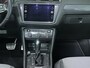 Volkswagen Tiguan 2.0 TSI 4Motion R-line Trekhaak | Schuif-kantel dak | 20 Inch