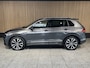 Volkswagen Tiguan 2.0 TSI 4Motion R-line Trekhaak | Schuif-kantel dak | 20 Inch