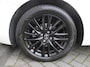 Mazda 2 1.5 Skyactiv-G Luxury | Trekhaak | Camera | Stuur-/stoelverwarming | Navi | 16" LM | Clima | HUD | LED | Dodehoek detectie |