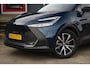 Toyota C-HR 2.0 Plug-in Hybrid 220 Dynamic | stuur- en stoelverwarming| fabrieks navi | Apple carplay/Android Auto