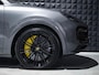 Porsche Cayenne Coupé 4.0 Turbo S E-Hybrid | Approved | Pano | Burm | Vent.| Carbon | Topv. | 22"| Servo | PDLS+ | Sportuitl. | Side | Chrono