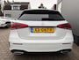 Mercedes-Benz A-klasse 180 Business Solution AMG Night Upgrade AUTOMAAT / ECC / CRUISE / NAVI / LMV / CAMERA / SENSOREN V+A