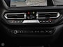 BMW 1-Serie 118i Executive Sport Line Camera Sfeerverlichting Navigatie Apple CarPlay Android Auto Keyless LED Stoelverwarming