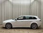 Alfa Romeo 159 Sportwagon 1.7 T TI *Schuifdak* CarPlay, Leder+Stoelverw., BOSE, Xenon, 19" TI, 200PK