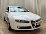 Alfa Romeo 159 Sportwagon 1.7 T TI *Schuifdak* CarPlay, Leder+Stoelverw., BOSE, Xenon, 19" TI, 200PK