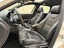 Alfa Romeo 159 Sportwagon 1.7 T TI *Schuifdak* CarPlay, Leder+Stoelverw., BOSE, Xenon, 19" TI, 200PK
