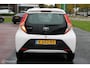 Toyota Aygo 1.0 VVT-i x-fun, 5-Drs, Bleutooth, Airco, DAB, Multifunctioneel stuurwiel, LED Dagrijverlichting.