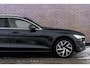 Volvo V60 Plug-in Hybrid T6 AWD Momentum Pro | Adaptive Cruise Control | Lederen bekleding | Dode hoek detectie | Navigatie | Comfortstoelen | Stoelverwarming | Parkeercamera | Parkeersensoren Voor + Achter | Volvo On Call | Getint glas | Apple Carplay / Android Auto |