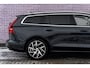 Volvo V60 Plug-in Hybrid T6 AWD Momentum Pro | Adaptive Cruise Control | Lederen bekleding | Dode hoek detectie | Navigatie | Comfortstoelen | Stoelverwarming | Parkeercamera | Parkeersensoren Voor + Achter | Volvo On Call | Getint glas | Apple Carplay / Android Auto |