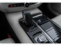 Volvo V60 Plug-in Hybrid T6 AWD Momentum Pro | Adaptive Cruise Control | Lederen bekleding | Dode hoek detectie | Navigatie | Comfortstoelen | Stoelverwarming | Parkeercamera | Parkeersensoren Voor + Achter | Volvo On Call | Getint glas | Apple Carplay / Android Auto |