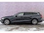 Volvo V60 Plug-in Hybrid T6 AWD Momentum Pro | Adaptive Cruise Control | Lederen bekleding | Dode hoek detectie | Navigatie | Comfortstoelen | Stoelverwarming | Parkeercamera | Parkeersensoren Voor + Achter | Volvo On Call | Getint glas | Apple Carplay / Android Auto |