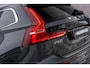 Volvo V60 Plug-in Hybrid T6 AWD Momentum Pro | Adaptive Cruise Control | Lederen bekleding | Dode hoek detectie | Navigatie | Comfortstoelen | Stoelverwarming | Parkeercamera | Parkeersensoren Voor + Achter | Volvo On Call | Getint glas | Apple Carplay / Android Auto |