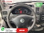 Volkswagen Crafter 50 2.5 TDI Aut. L2H2 DC Dubbel Cabine EXPORT 5 cil/ 3.5t Trekverm./ Airco/ 6 Pers./ 270Gr.Deuren/ Trekhaak