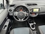 Toyota Yaris 1.0 VVT-i Aspiration / Trekhaak (Trekgewicht 750kg) / Achteruitrijcamera / Navigatie full map / Climate Control / Bluetooth / Elektrische Ramen voor /