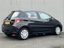Toyota Yaris 1.0 VVT-i Aspiration / Trekhaak (Trekgewicht 750kg) / Achteruitrijcamera / Navigatie full map / Climate Control / Bluetooth / Elektrische Ramen voor /
