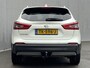 Nissan Qashqai 1.2 Tekna / Trekhaak (Trekgewicht 1.200kg) / 360° Camera / Stoelverwarming / Voorruitverwarming / Keyless Entry & Start / Elektrisch Verstelbare Bestuurdersstoel / Navigatie full map / Cruise- en Climate Control / Bluetooth / Dodehoek Detectie