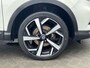 Nissan Qashqai 1.2 Tekna / Trekhaak (Trekgewicht 1.200kg) / 360° Camera / Stoelverwarming / Voorruitverwarming / Keyless Entry & Start / Elektrisch Verstelbare Bestuurdersstoel / Navigatie full map / Cruise- en Climate Control / Bluetooth / Dodehoek Detectie