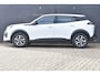 Peugeot 2008 1.2 Hybrid 136 Style | Navigatie by App | Parkeersensoren | Cruise Control | Full-LED | !!