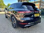 Porsche Cayenne 3.0 E-Hybrid / Pano'dak / Sport Chrono / Luchtvering / Sfeerverl.