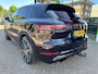 Porsche Cayenne 3.0 E-Hybrid / Pano'dak / Sport Chrono / Luchtvering / Sfeerverl.