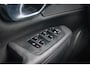 Volvo V90 2.0 T4 Momentum | Adaptive Cruise Control | Stoel + Stuurverwarming | Trekhaak | Standkachel | 18 Inch | Parkeersensoren voor + achter | Elektr. Achterklep | Apple Carplay/Android Auto |