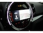 MINI Countryman Mini Cooper SE ALL4 Plug-in Hybrid Chili 220PK | Achteruitrijcamera | Climate Control | Panoramadak | Lederen bekleding | Keyless Entry & Start | 18" LM velgen | LED
