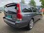 Volvo V70 2.5 R, netto € 12.350, zeldzame handbak, bijtel vriendelijk!