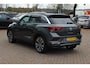 Volkswagen T-Roc 2.0 TSI 4Motion Sport 3x R-line / Panoramadak / CarPlay / Parkeerhulp V+A / 18'' / Stoelverwarming / Dodehoek / ACC