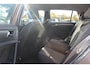 Volkswagen Golf 1.2 TSI Highline / Trekhaak / Navigatie / Parkeerhulp V+A / 16'' / Stoelverwarming / Cruise Control