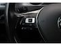 Volkswagen Golf 1.2 TSI Highline / Trekhaak / Navigatie / Parkeerhulp V+A / 16'' / Stoelverwarming / Cruise Control