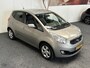 Kia Venga 1.4 CVVT SUPER PACK 5 DEURS NAVIGATIE CLIMATE CONTROL ACHTERUITRIJCAMERA LM VELGEN ZEER MOOI !!!