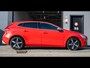 Volvo V40 2.0 T4 Business Sport|R-DESIGN|LEDER/ALCANTARA