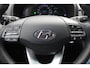 Hyundai Kona Electric EV Premium 64 kWh / Camera / Leder / Head-up / 18'' / Navigatie / Stuur+Stoelverwarming / Keyless / KRELL Audio / DAB / ACC
