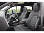 Porsche Cayenne 3.0 E-Hybrid Platinum Edition / Trekhaak / Panoramadak / 360Camera / Achterasbesturing / Sportuitlaat / 21'' / Luchtvering / Bose / Sportdesign + Chrono / Carbon intr. / 4zone Airco / Stoelventilatie+verwarming / Stuurver