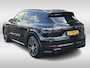 Porsche Cayenne 3.0 E-Hybrid Platinum Edition / Trekhaak / Panoramadak / 360Camera / Achterasbesturing / Sportuitlaat / 21'' / Luchtvering / Bose / Sportdesign + Chrono / Carbon intr. / 4zone Airco / Stoelventilatie+verwarming / Stuurver