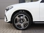 Mercedes-Benz GLC 300e 4M | AMG | Act. Distronic | Ambiente Light | MBUX High End | Elektr. Panoramadak | Night Pakket | Winter Pakket | Parkeer Pakket + 360* Camera | Wegdraaibare Trekhaak | 360 Guard Diefstal Bev. Plus |