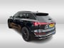 Audi E-tron e-tron 50 quattro Launch edition Black 71 kWh / Panoramadak / 20'' / Luchtvering / Parkeerhulp V+A / ACC / Navigatie / Stoelverwarming